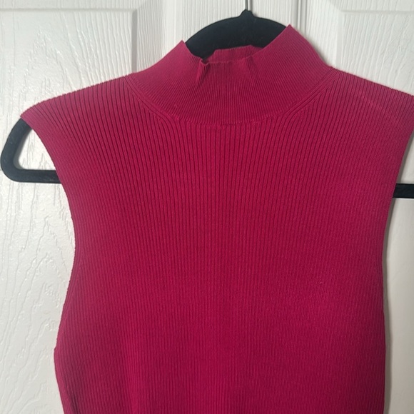 Express Fuchsia Sleeveless Tank Top ribbed medium - Picture 2 of 4